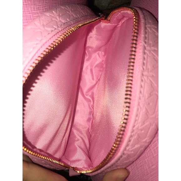 SOLD Jeffree Star x Shane Dawson Pink Pig Sidebag - Picture 5 of 6